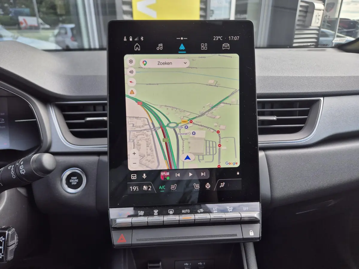 Captur 1.3 mild hybrid 160 EDC AUTOMAAT techno Camera, Adaptive Cruise Control, Stoel/Stuur verw., Apple/An