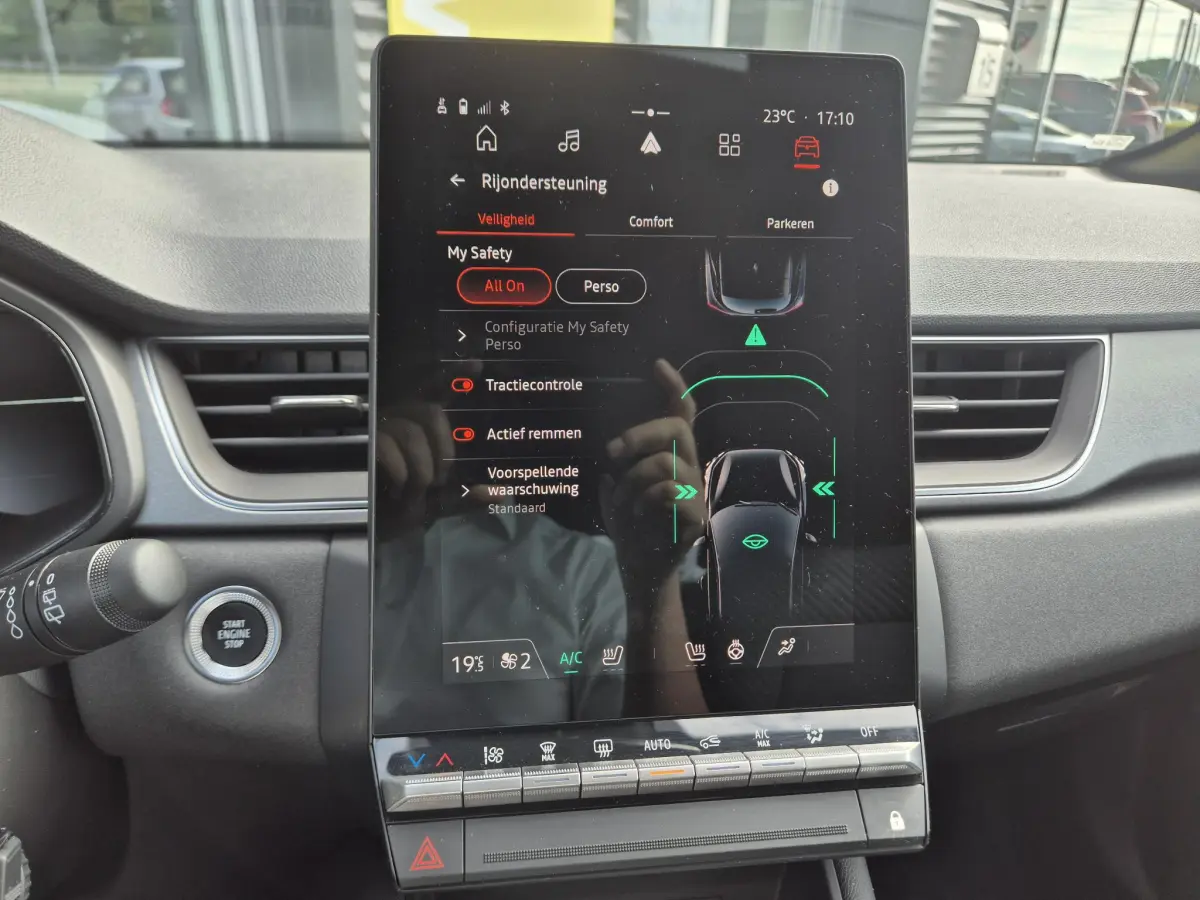 Captur 1.3 mild hybrid 160 EDC AUTOMAAT techno Camera, Adaptive Cruise Control, Stoel/Stuur verw., Apple/An