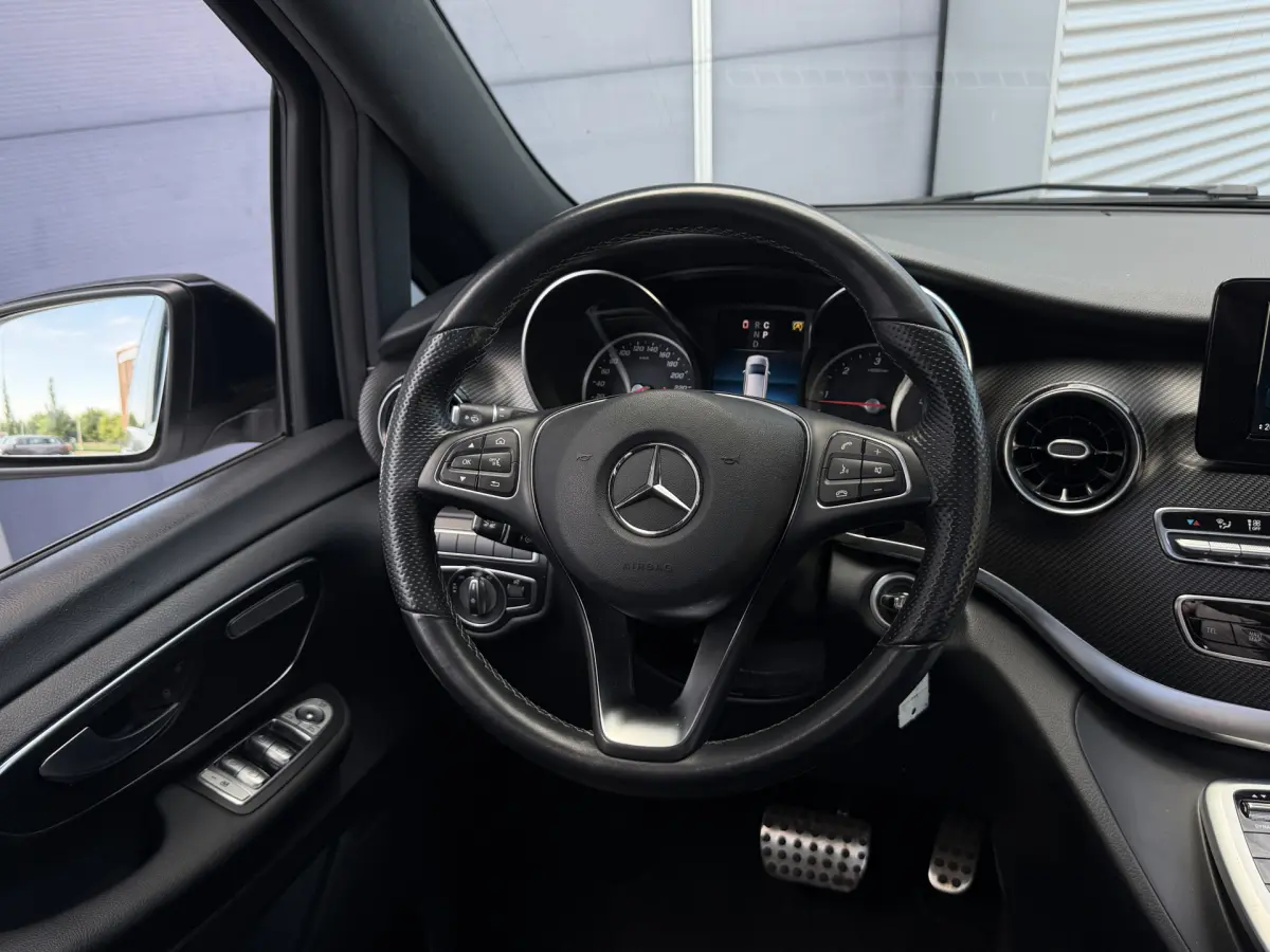 V-Klasse 220d Lang Avantgarde Edition Aut. I AMG I Night Pakket I Pano.dak I Navi I Camera