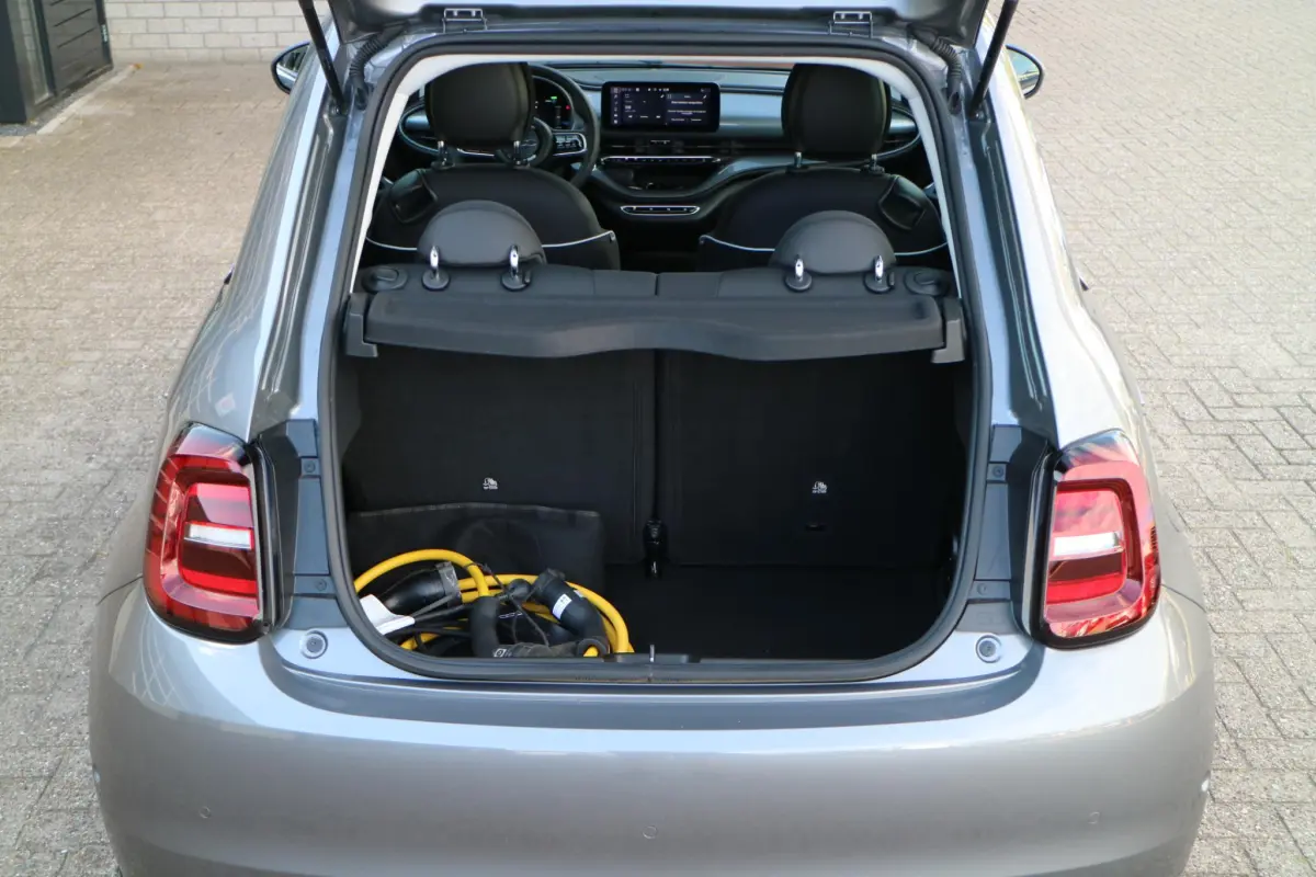500 Urban 42 kWh | Camera | Carplay |