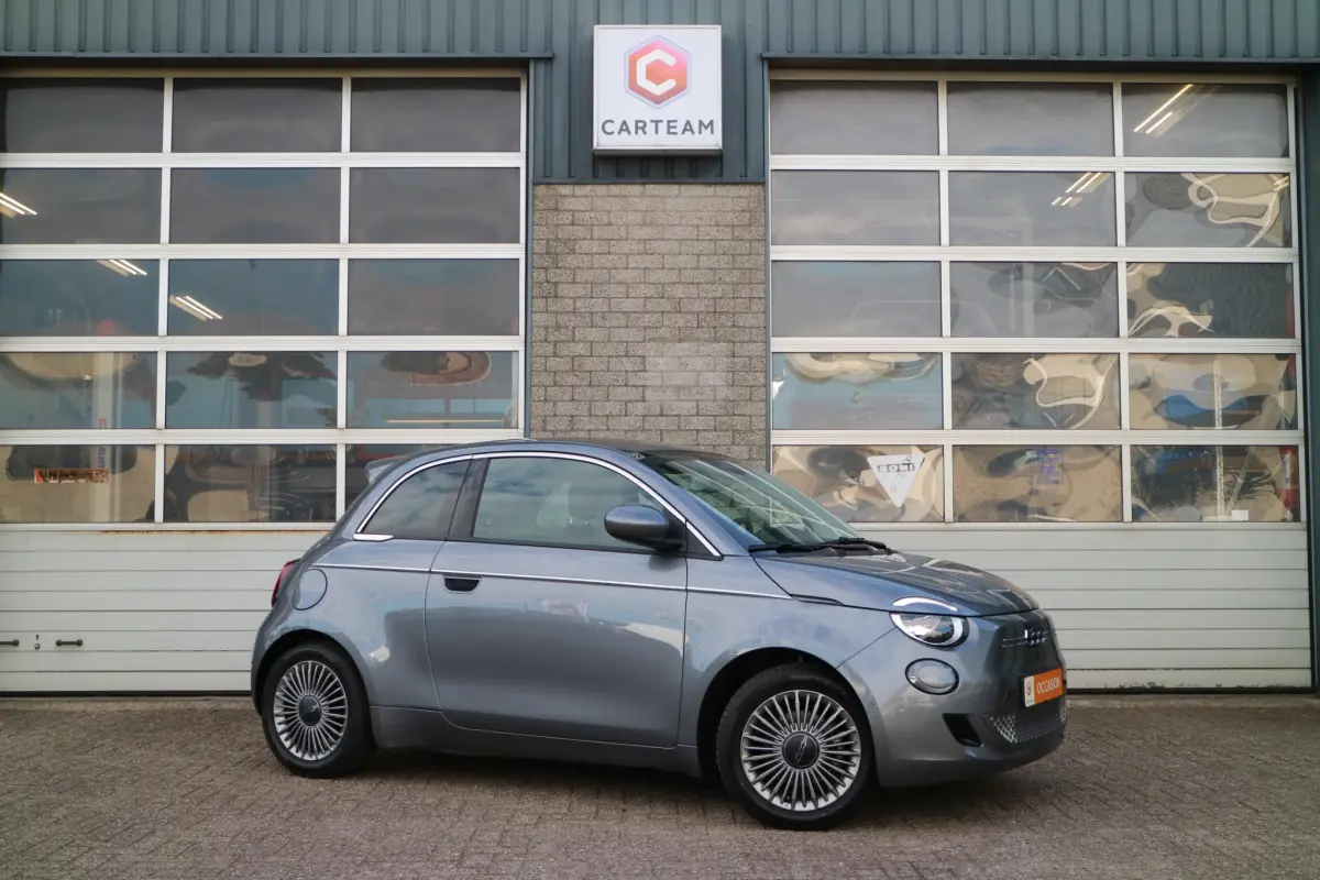 500 Urban 42 kWh | Camera | Carplay |