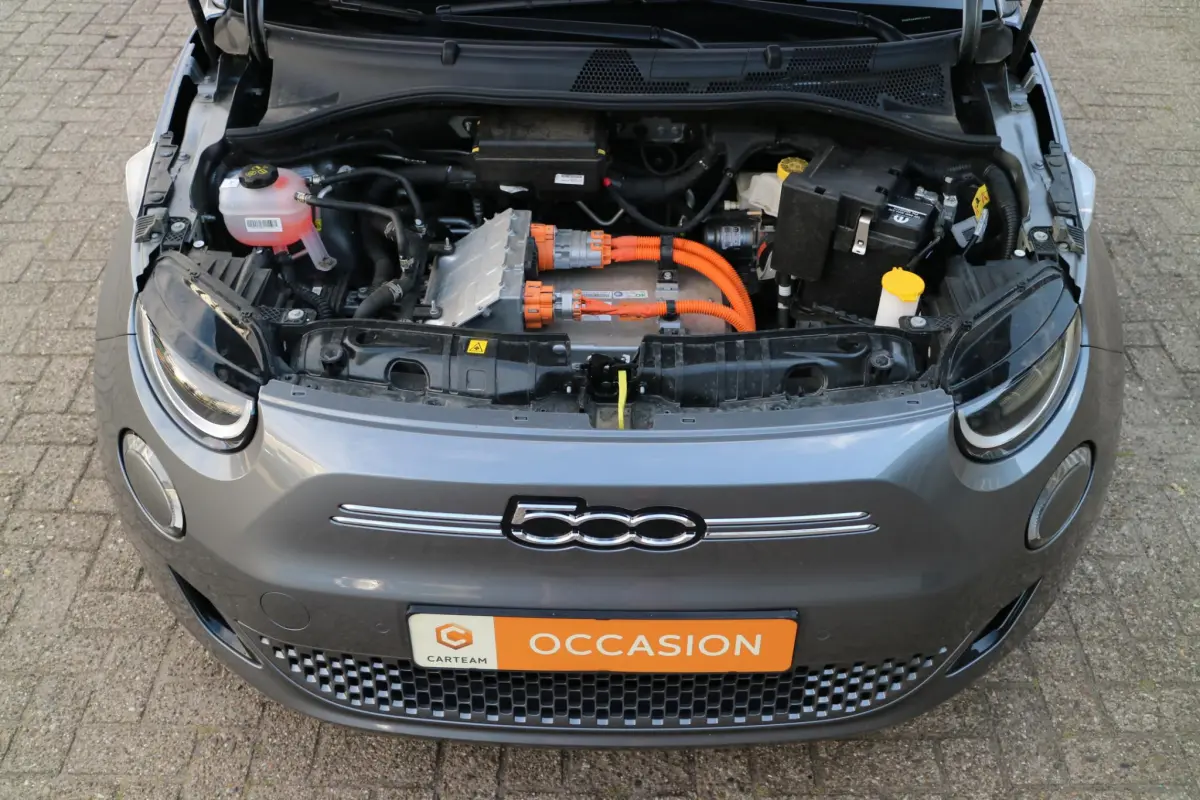 500 Urban 42 kWh | Camera | Carplay |