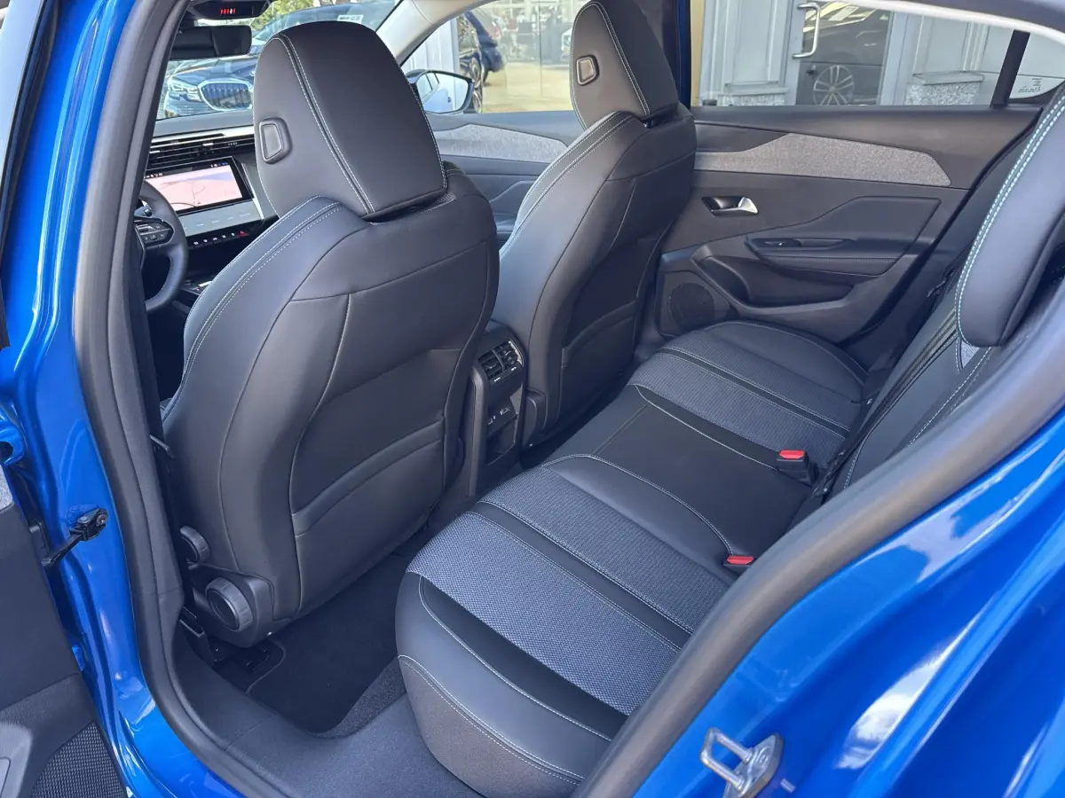 308 1.2 PureTech Allure | Nieuwstaat