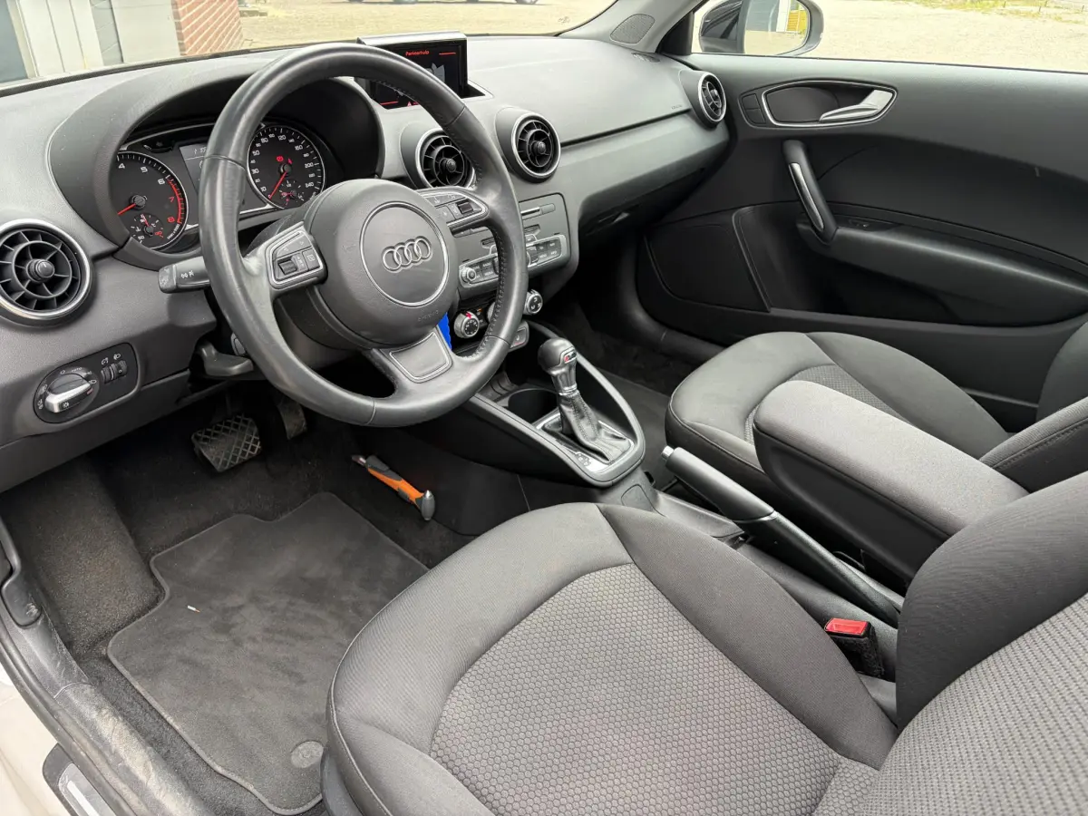 A1 1.4 TFSI Sport Pro Line S | Pano | S Line | Stoel verwarming | Parkeer sensoren |