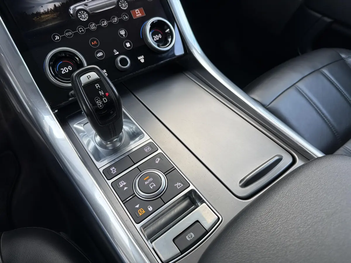 Range Rover Sport 2.0 P400e SE Plug-in Hybrid