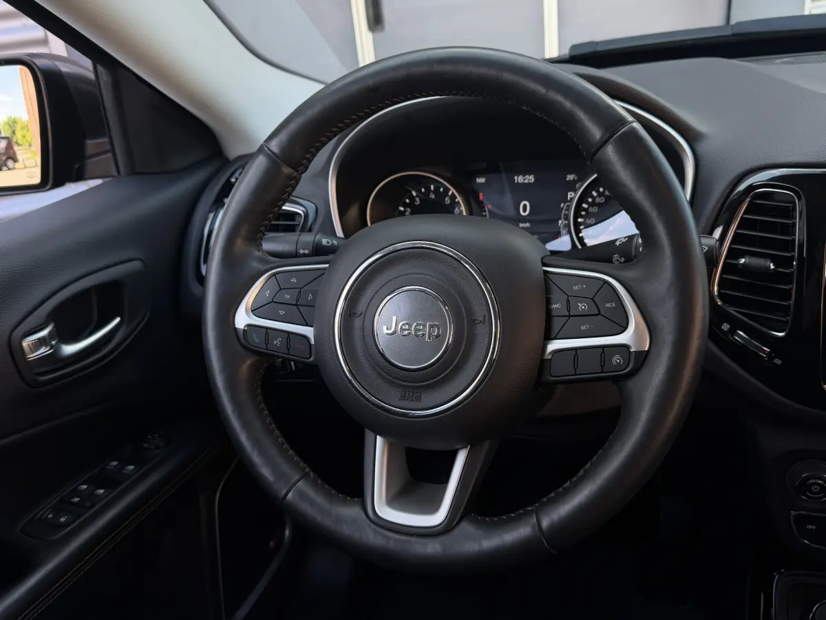 Compass 1.4 MultiAir Limited 4x4 I Aut. I Carplay I Navi