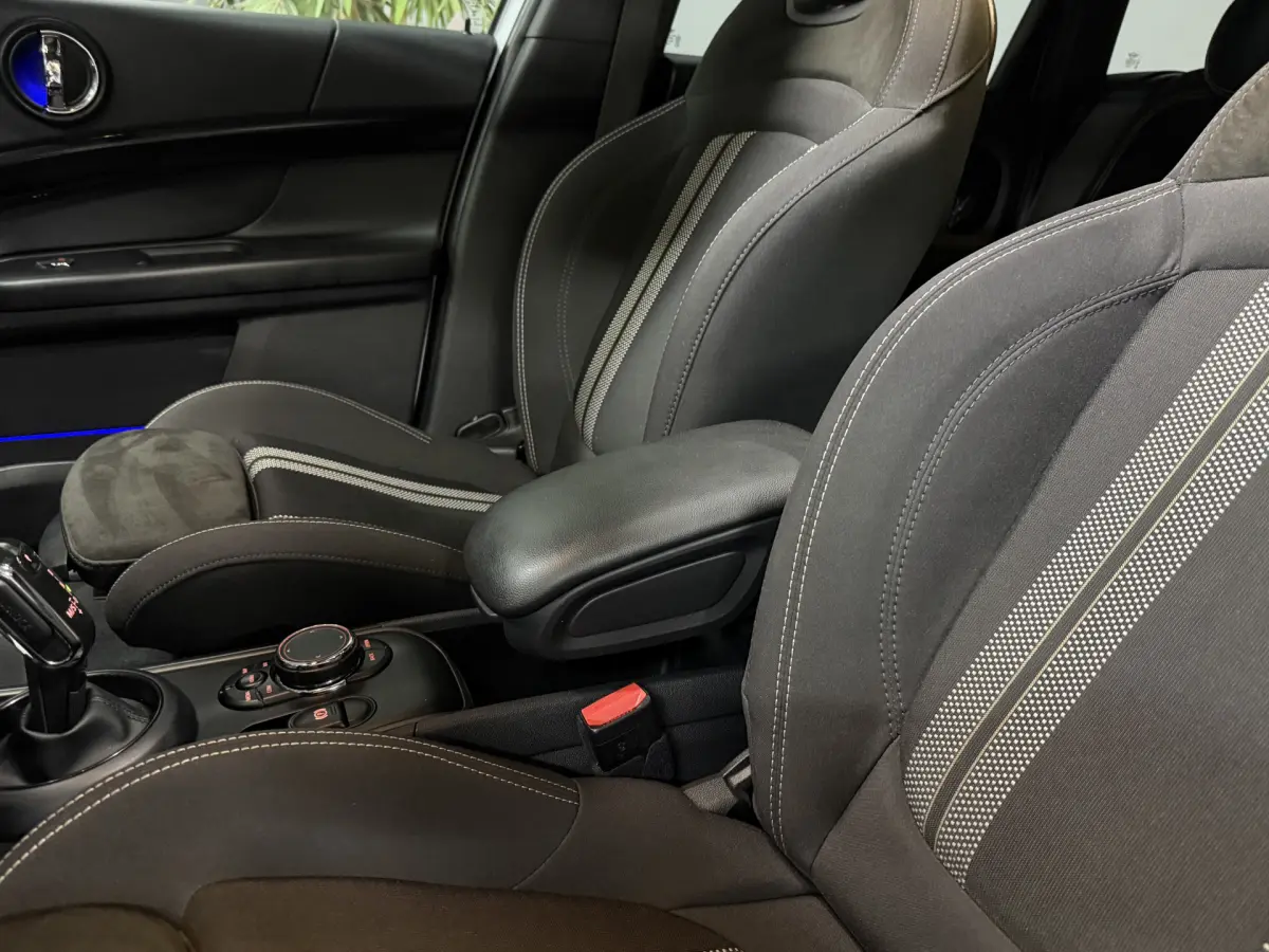 Countryman 1.5 Cooper Business Edition // JCW // panodak // Harman Kardon