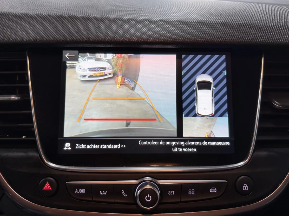 Crossland X 1.2 Turbo Online Edition // Autom. // Carplay // stoelverw.