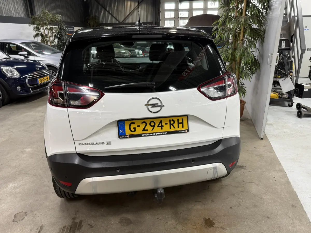 Crossland X 1.2 Turbo Online Edition // Autom. // Carplay // stoelverw.