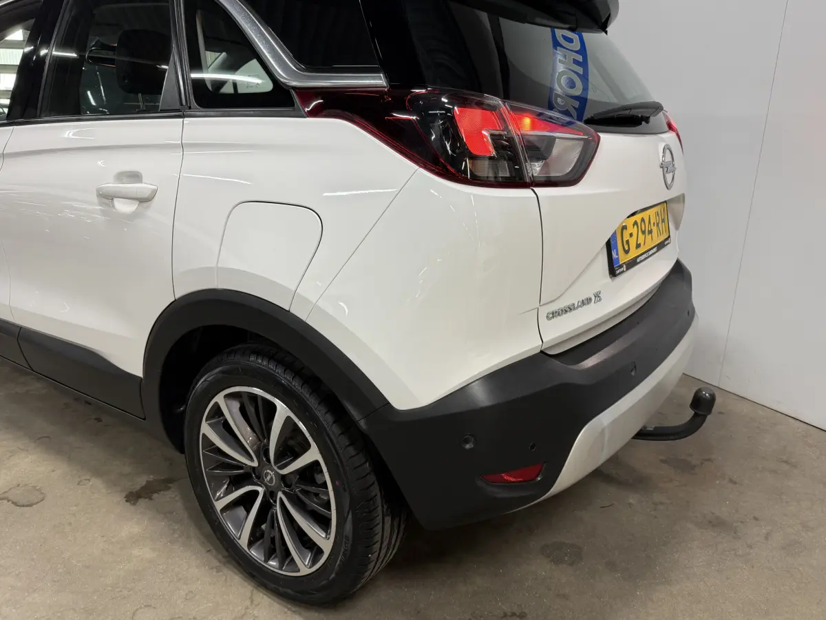 Crossland X 1.2 Turbo Online Edition // Autom. // Carplay // stoelverw.