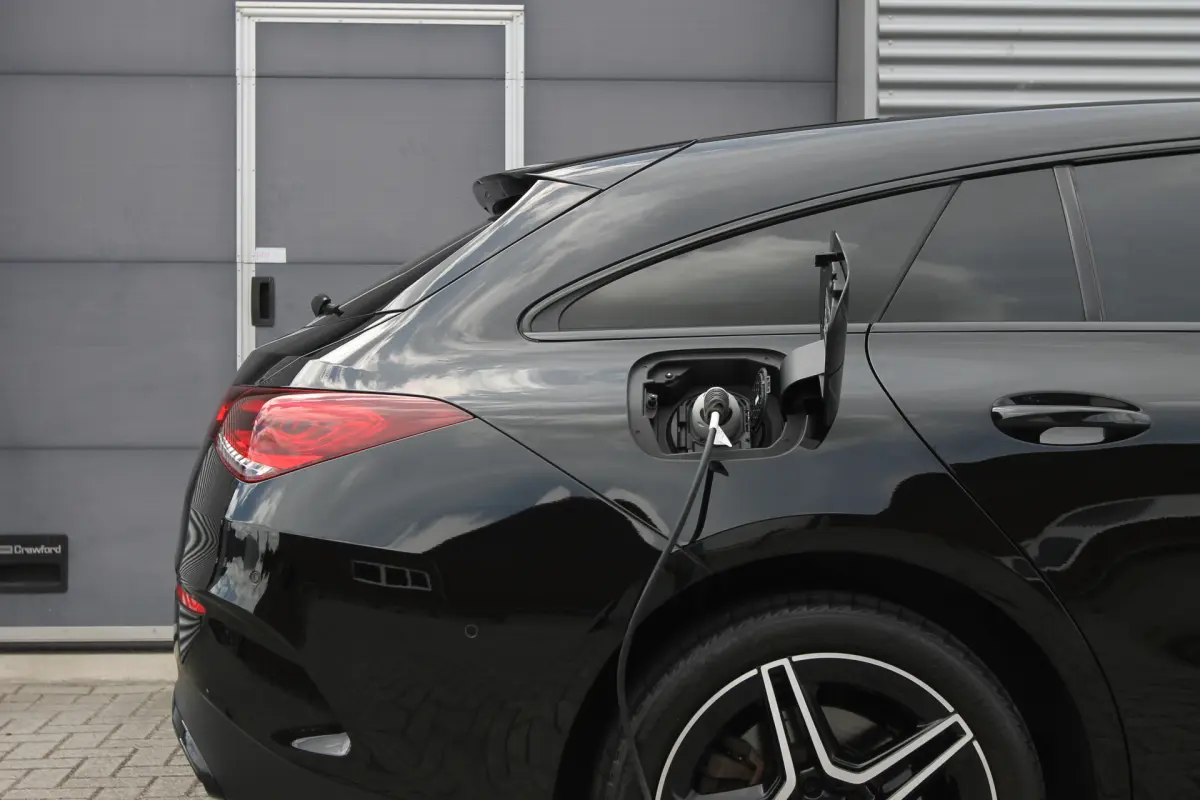 CLA Shooting Brake 250 e AMG Line I Aut. I PHEV I Navi I Carplay