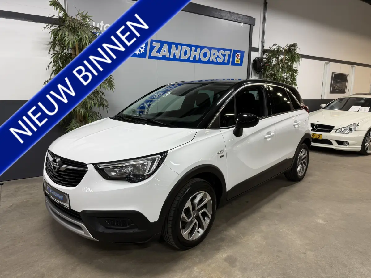 Crossland X 1.2 Turbo 120 Jaar Edition //