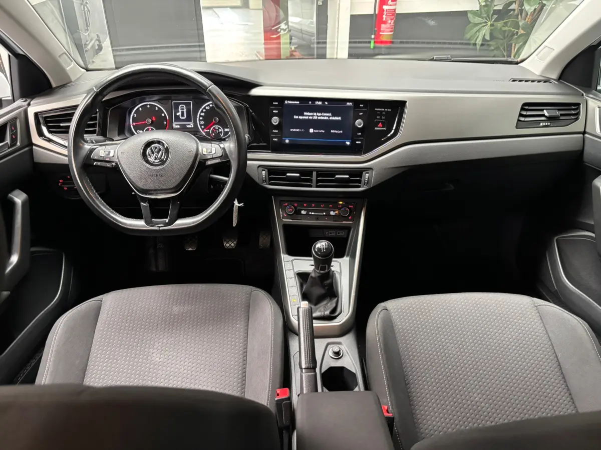 Polo 1.0 TSI Highline Business R / Carplay