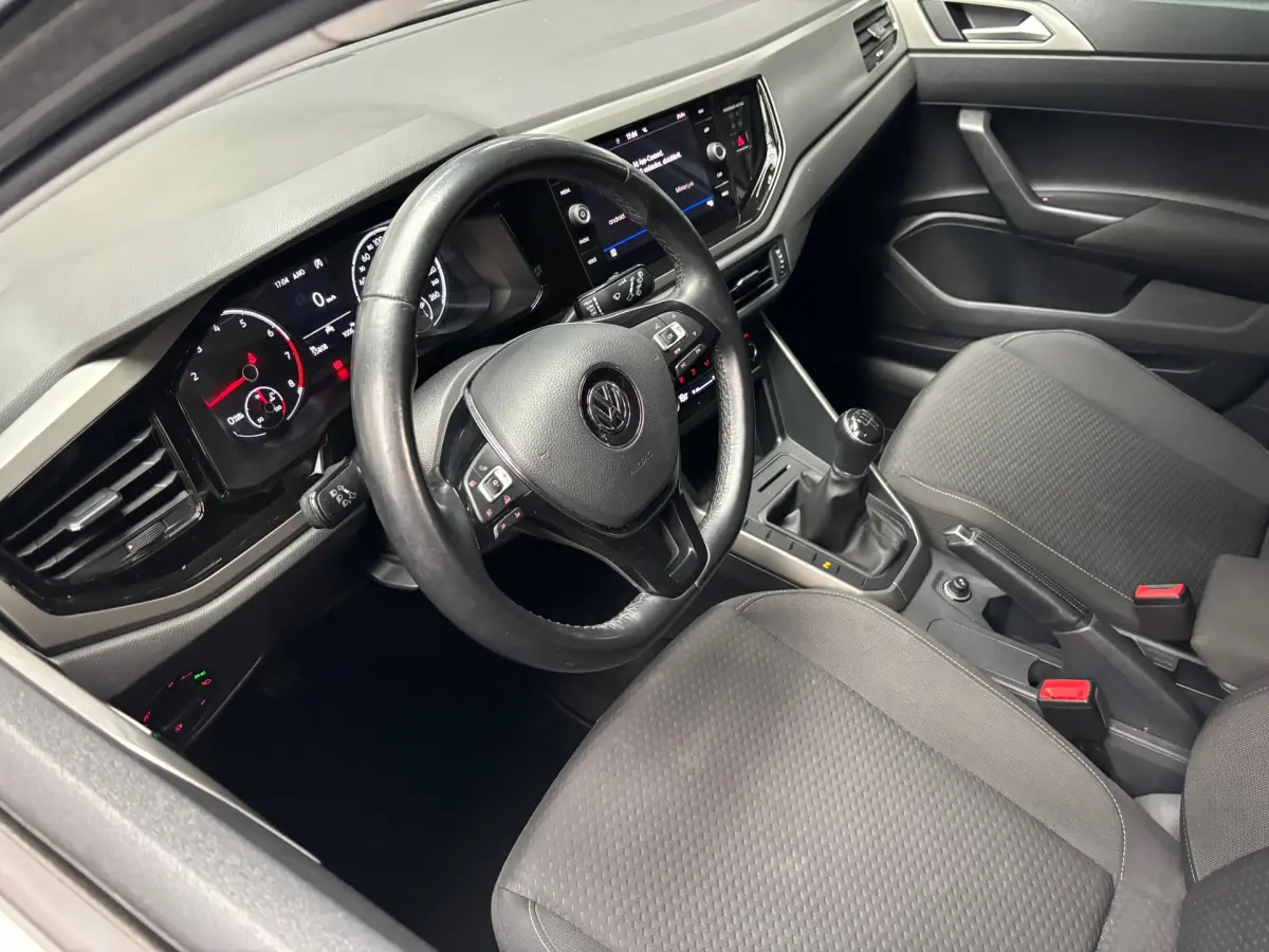 Polo 1.0 TSI Highline Business R / Carplay