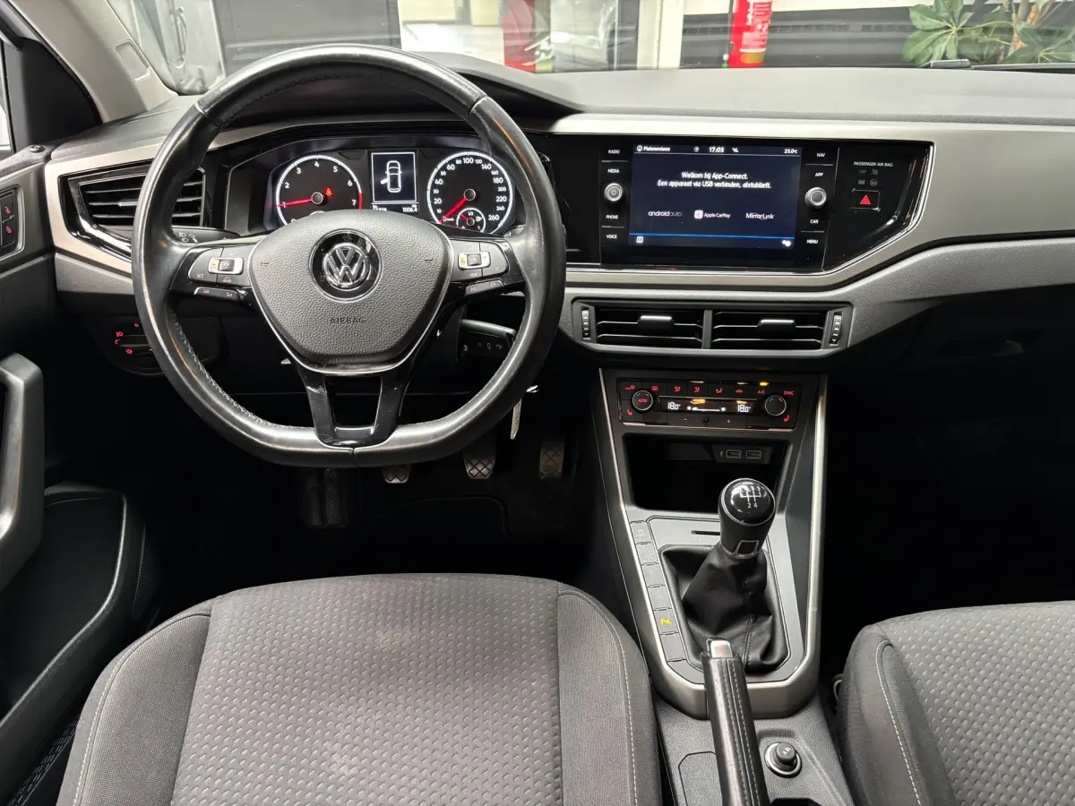 Polo 1.0 TSI Highline Business R / Carplay