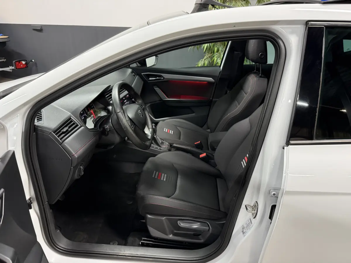 Ibiza 1.0 TSI FR Business Intense // Panodak