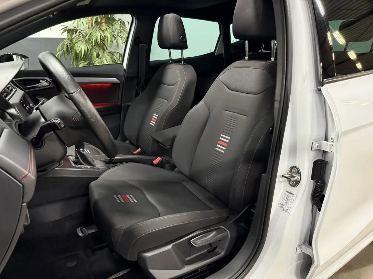 Ibiza 1.0 TSI FR Business Intense // Panodak