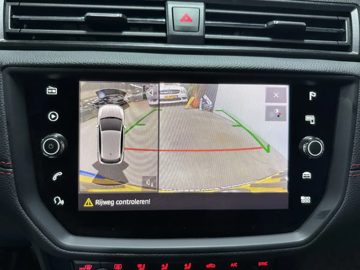 Ibiza 1.0 TSI FR Business Intense // Panodak