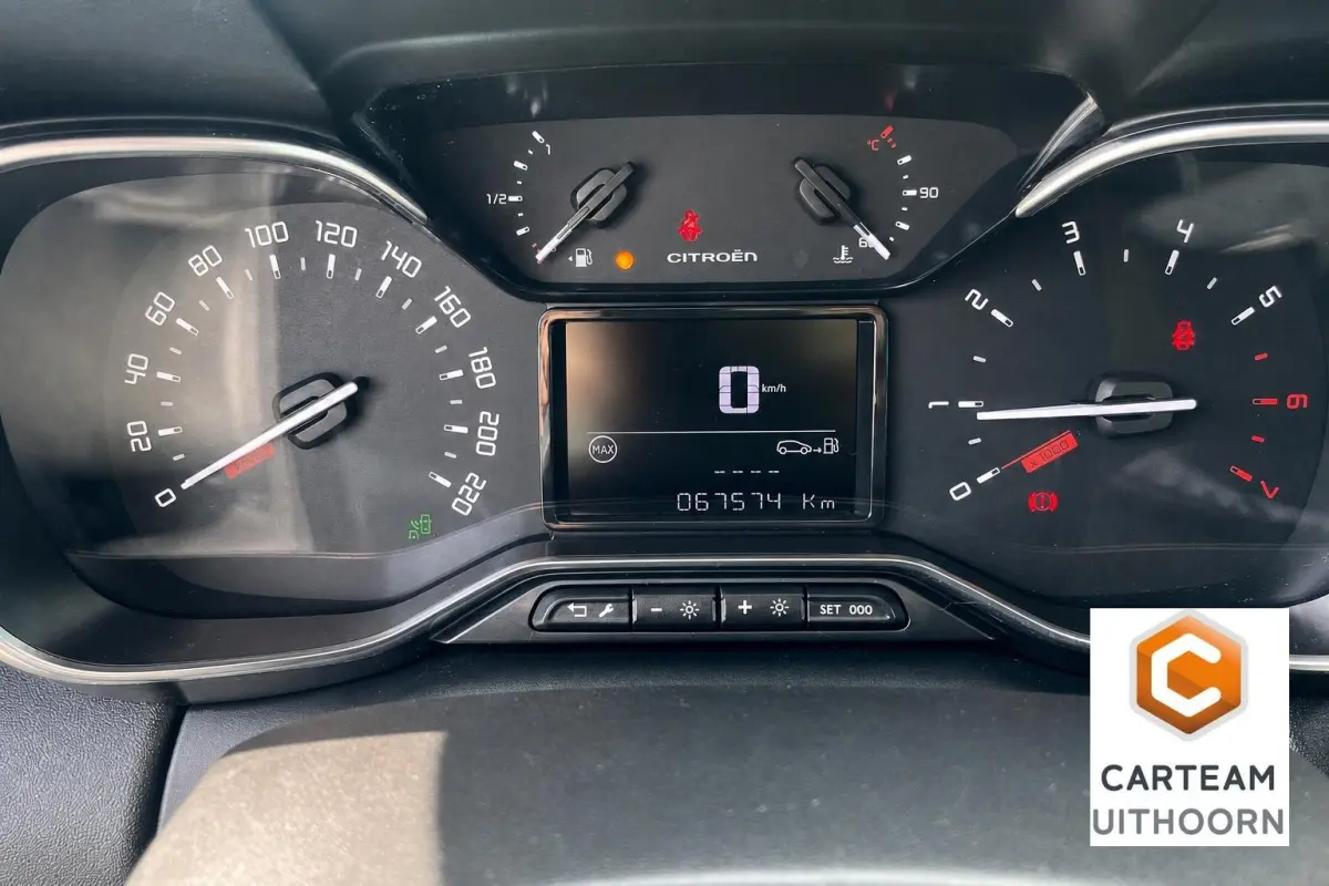 C3 Aircross 1.2 PureTech S&S Shine, PANORAMADAK, NAVIGATIE, DEALER ONDERHOUDEN