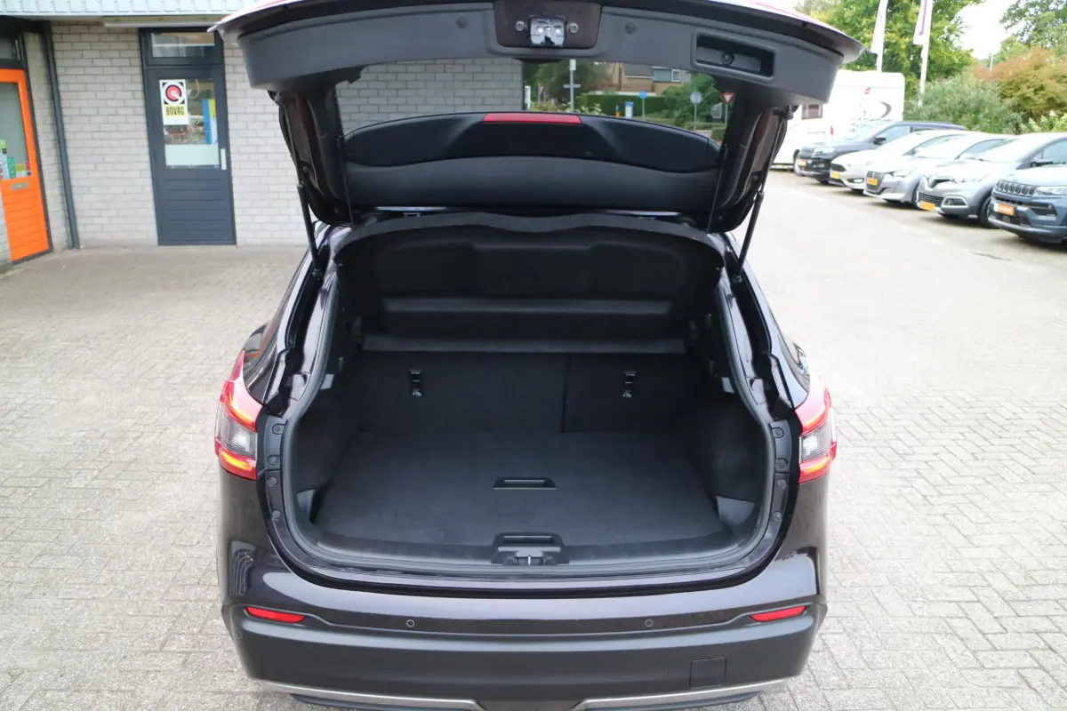 QASHQAI 1.2 Tekna + | Automaat! | Trekhaak! |