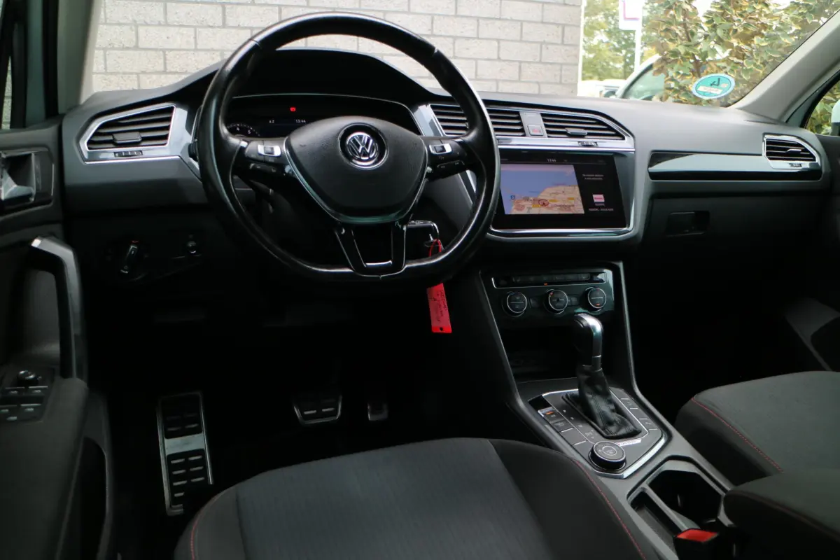 Tiguan 2.0 TSI 4Motion Highline Business R | Automaat | Trekhaak! | Carplay |