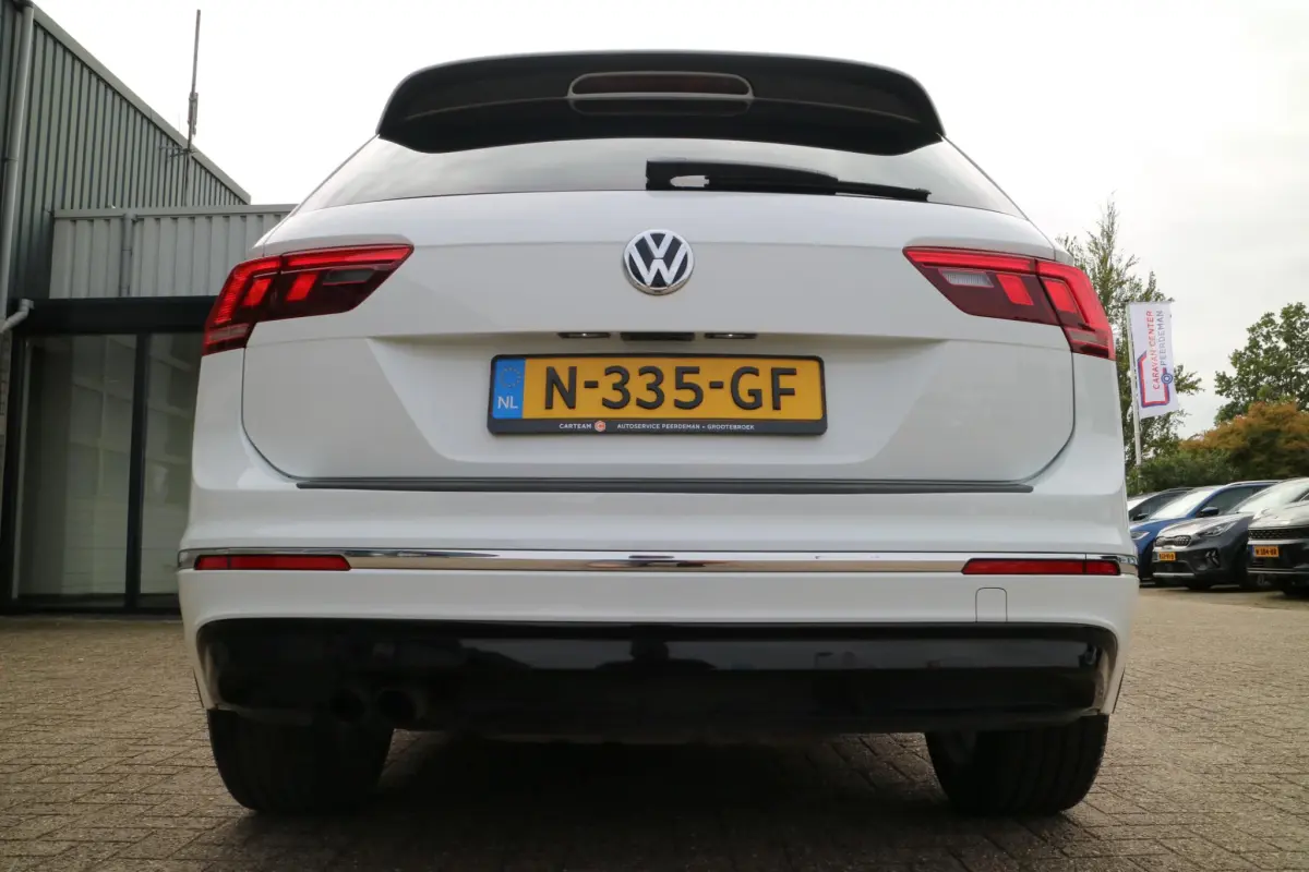 Tiguan 2.0 TSI 4Motion Highline Business R | Automaat | Trekhaak! | Carplay |
