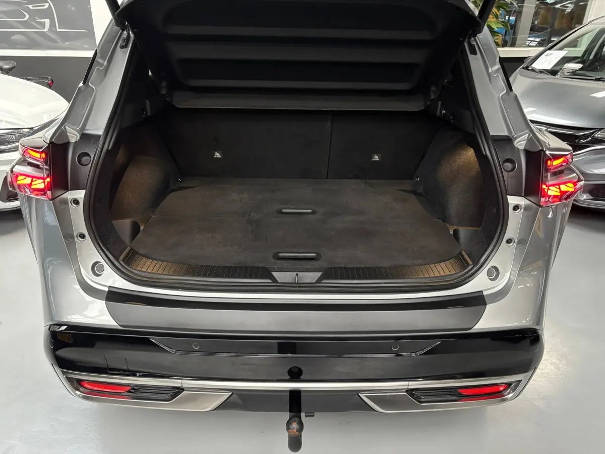 QASHQAI 1.3 MHEV Xtronic N-Connecta / Camera / Trekhaak