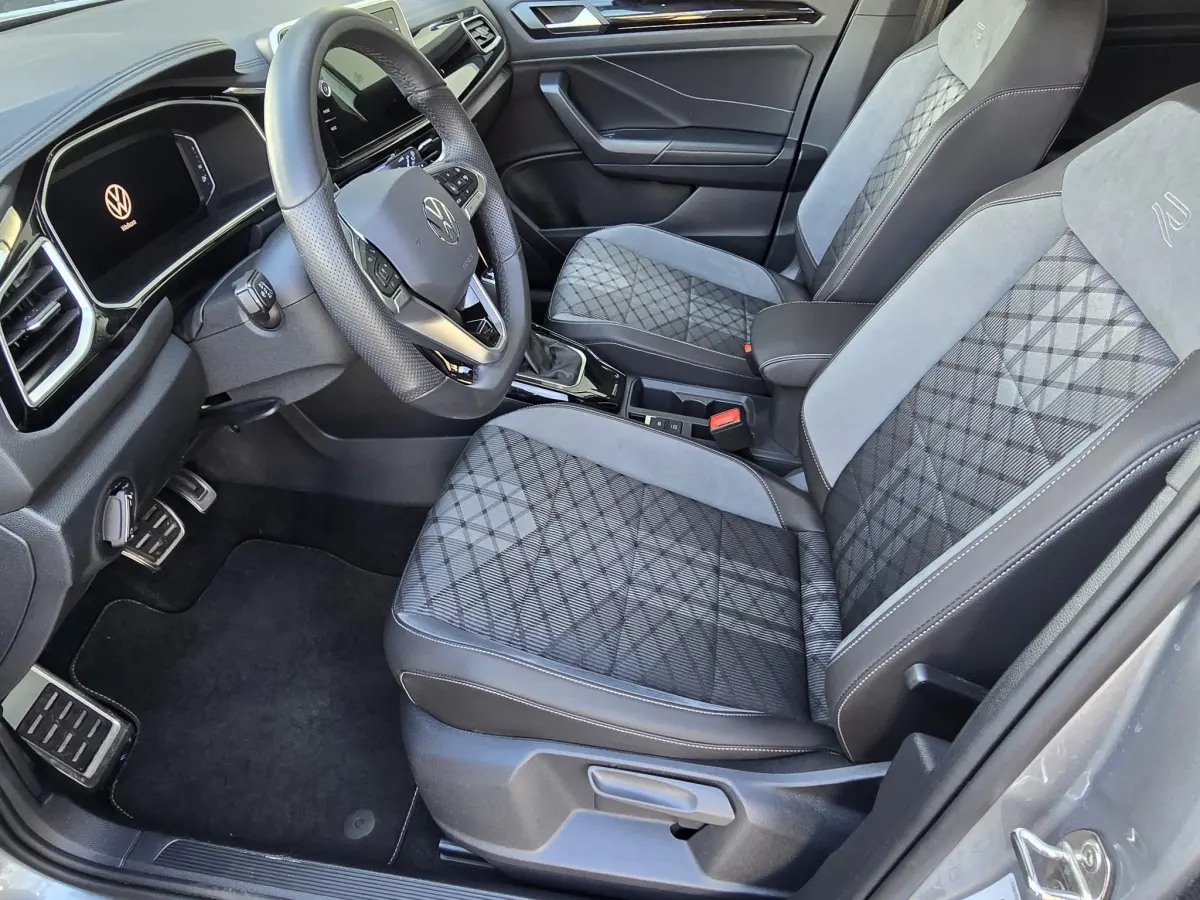 T-Roc 1.5 TSI R-Line Edition Virtual Cockpit Stuur/Stoelverwarming PDC V+A Camera