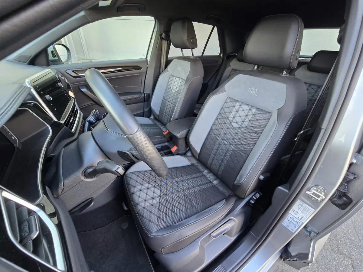T-Roc 1.5 TSI R-Line Edition Virtual Cockpit Stuur/Stoelverwarming PDC V+A Camera