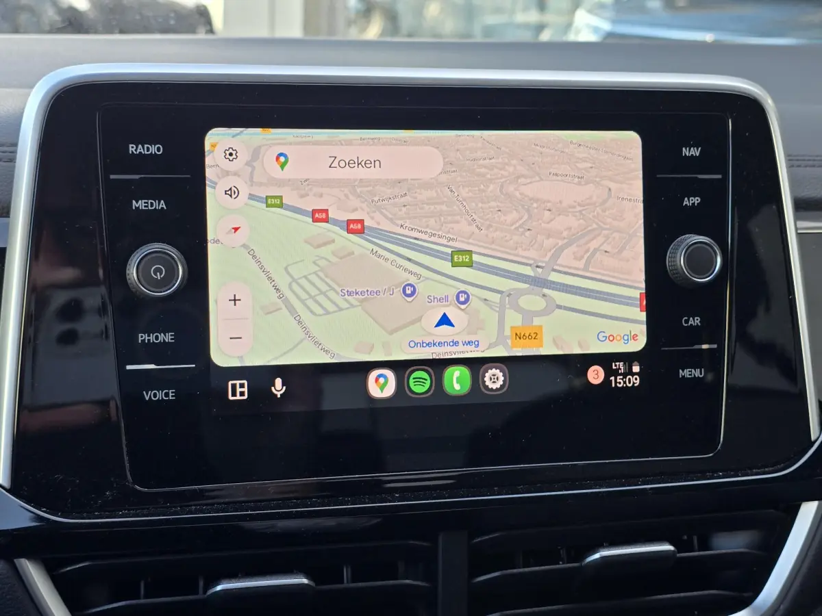 T-Roc 1.5 TSI R-Line Edition Virtual Cockpit Stuur/Stoelverwarming PDC V+A Camera
