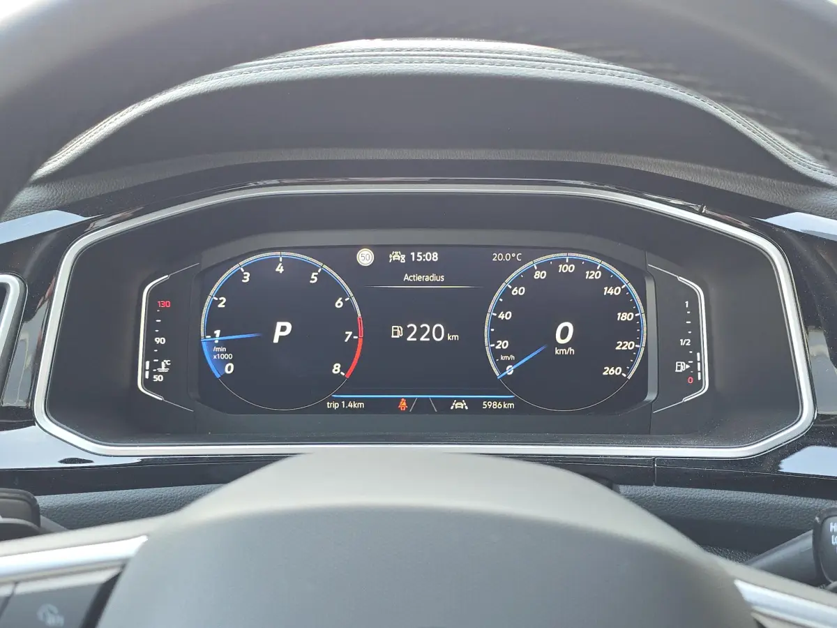 T-Roc 1.5 TSI R-Line Edition Virtual Cockpit Stuur/Stoelverwarming PDC V+A Camera