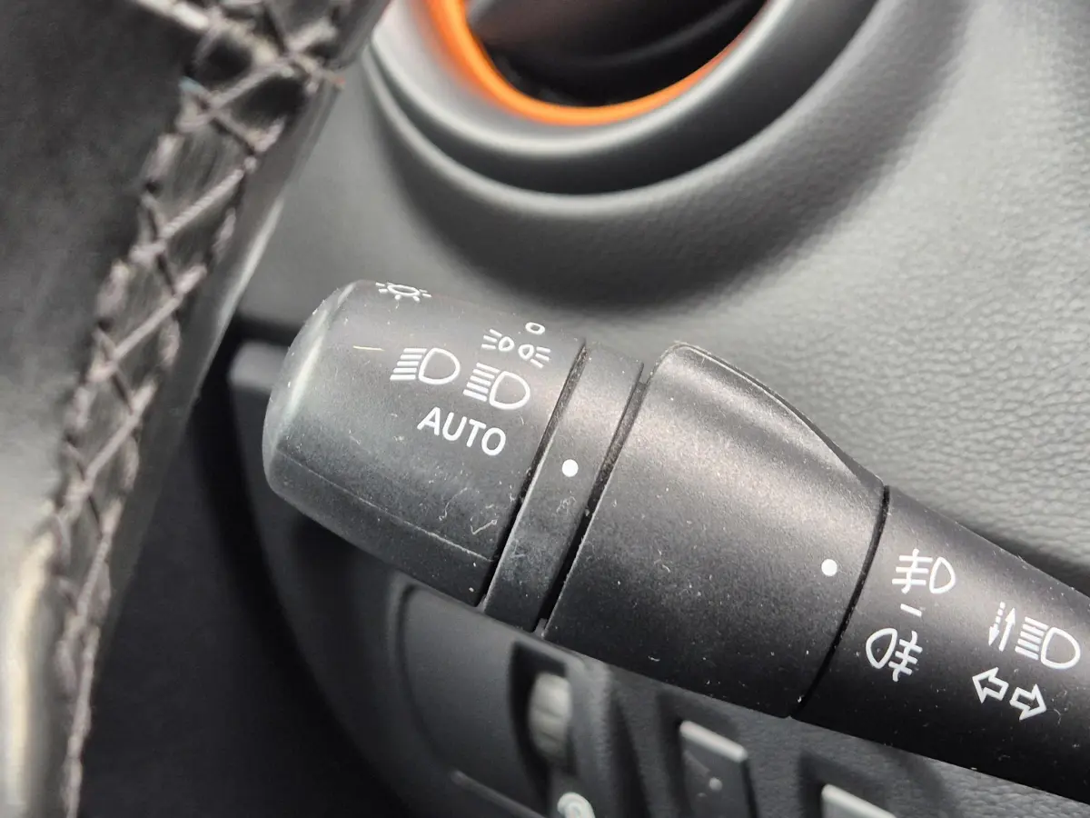 Captur TCe 120 EDC AUTOMAAT Intens Bose® Audiosystem, Panoramadak, Camera, Pack Easy Life