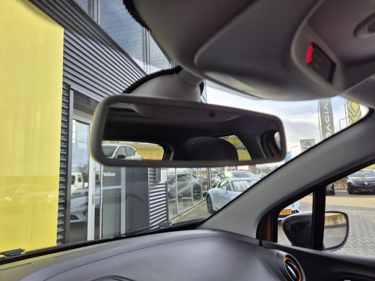 Captur TCe 120 EDC AUTOMAAT Intens Bose® Audiosystem, Panoramadak, Camera, Pack Easy Life