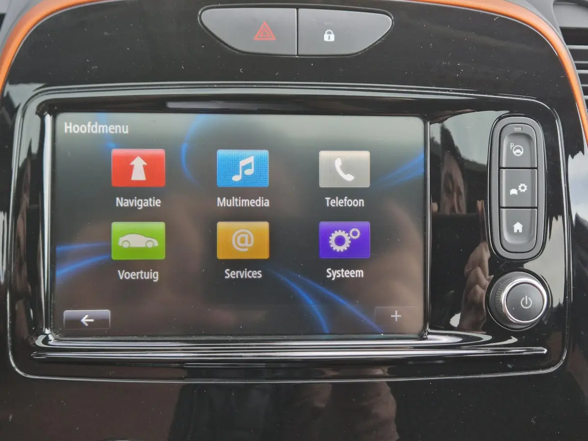 Captur TCe 120 EDC AUTOMAAT Intens Bose® Audiosystem, Panoramadak, Camera, Pack Easy Life