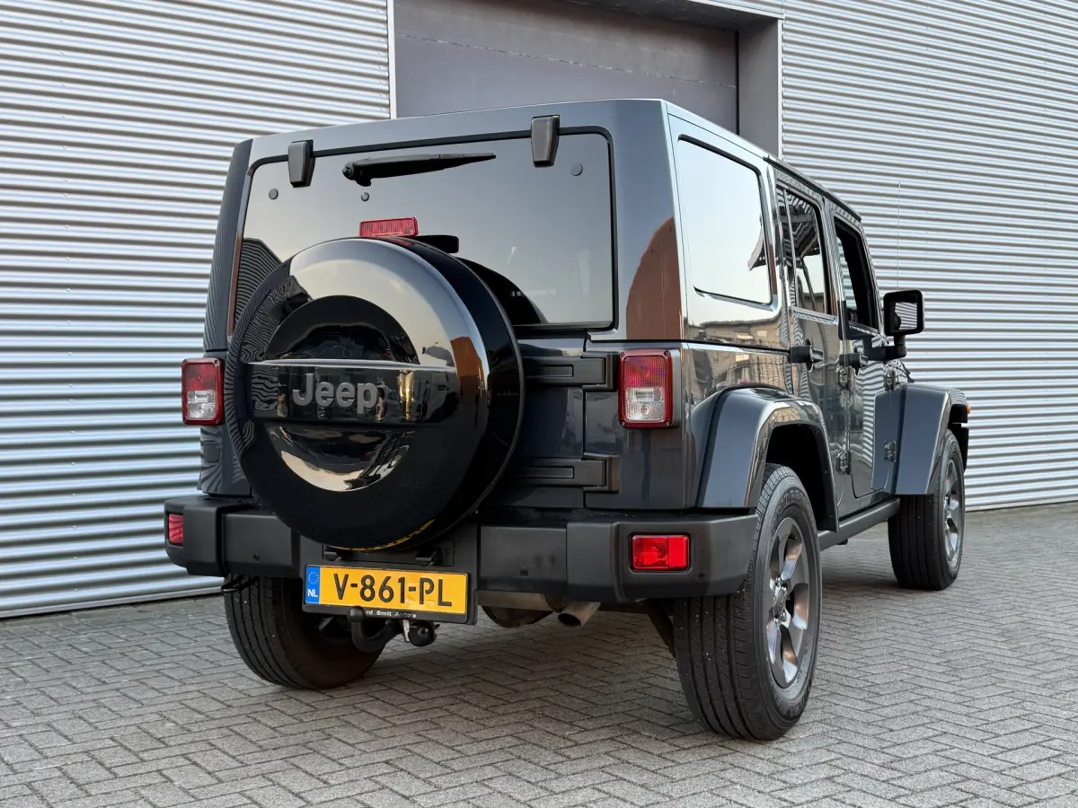 Wrangler 2.8 CRD Night Eagle I Aut. I Hardtop I 4wd I Grijs Kenteken