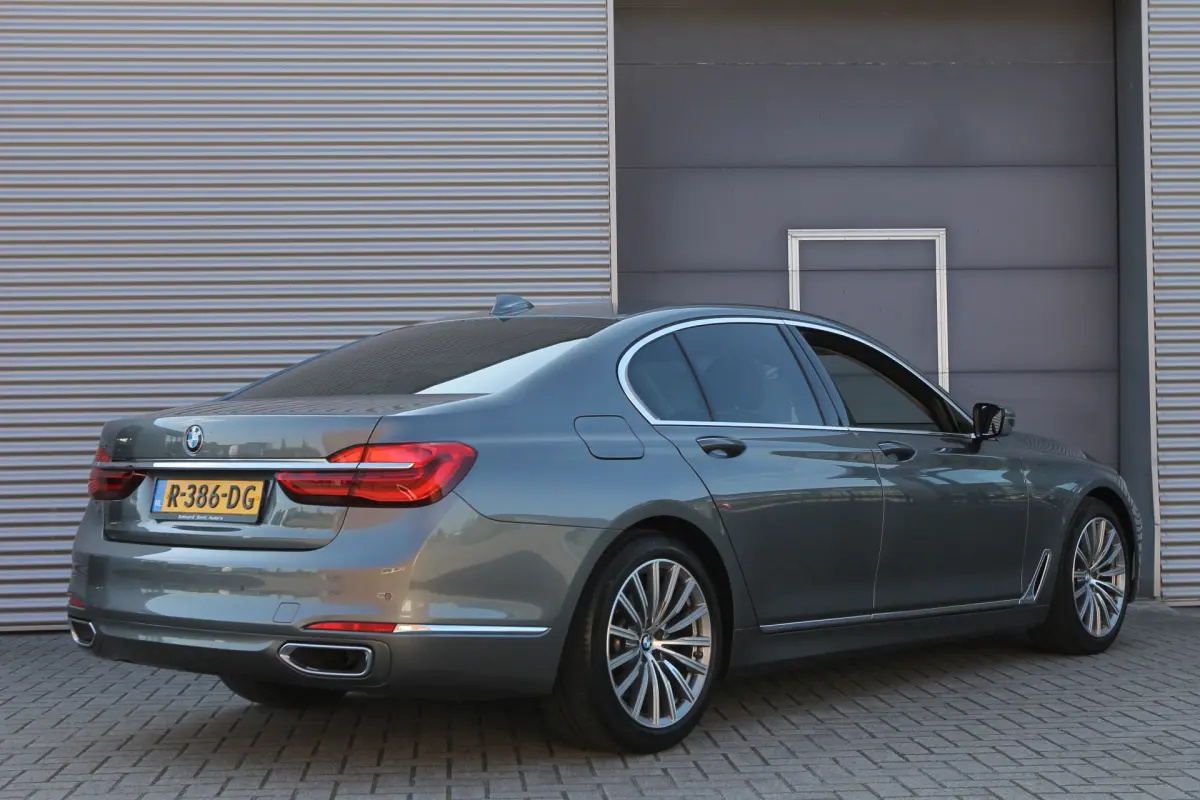 7 Serie 730d xDrive AUT. I NAVI I LEDER I 96000 KM I INCL. BTW