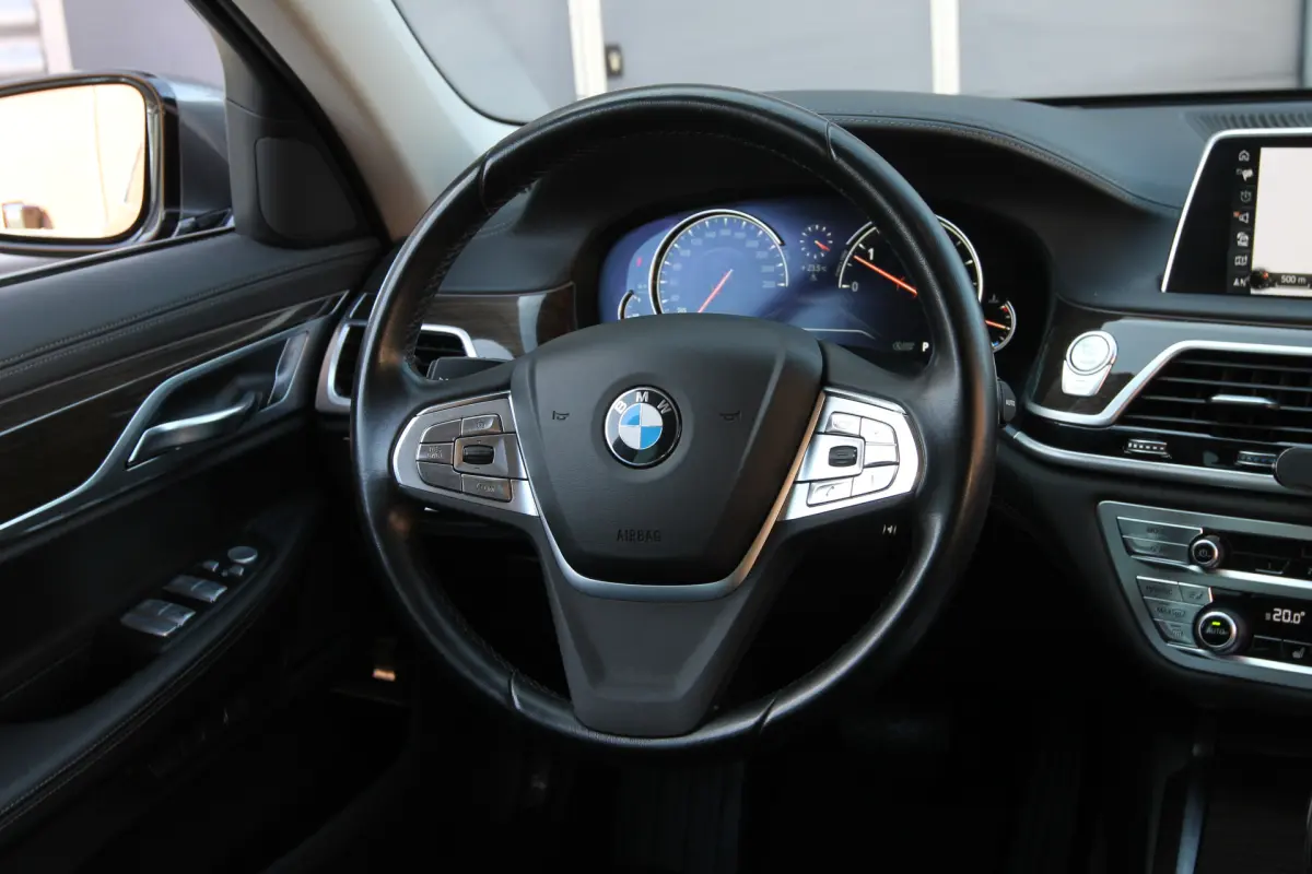 7 Serie 730d xDrive AUT. I NAVI I LEDER I 96000 KM I INCL. BTW
