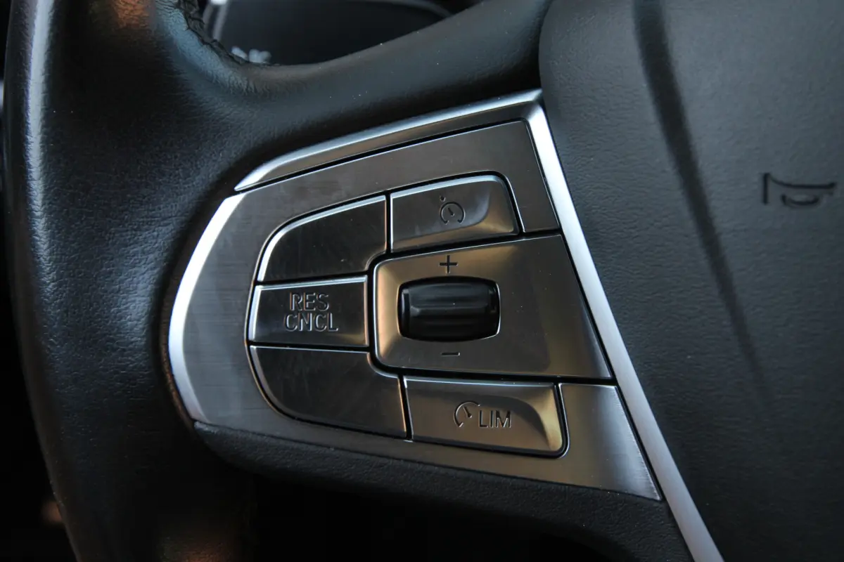 7 Serie 730d xDrive AUT. I NAVI I LEDER I 96000 KM I INCL. BTW