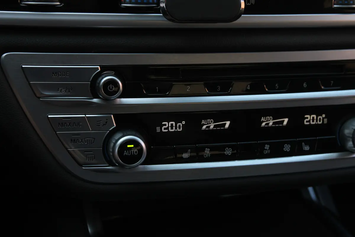 7 Serie 730d xDrive AUT. I NAVI I LEDER I 96000 KM I INCL. BTW