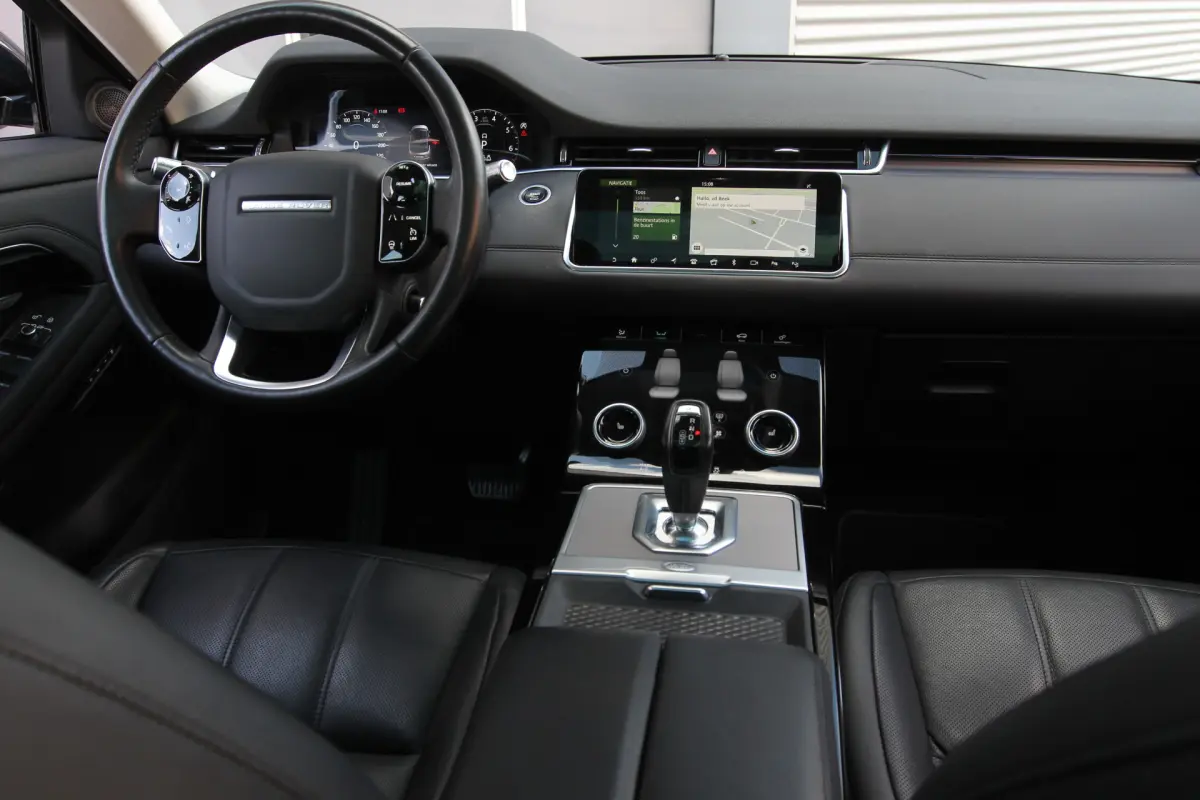 Range Rover Evoque 2.0 P250 AWD SE I Aut. I Leder I Pano.dak I Carplay