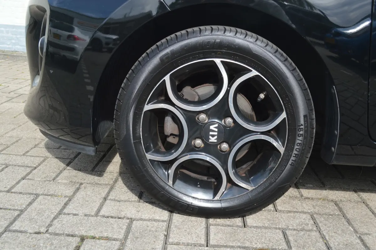 Picanto 1.0 CVVT DynamicLine / BOVAG RIJKLAARPRIJS