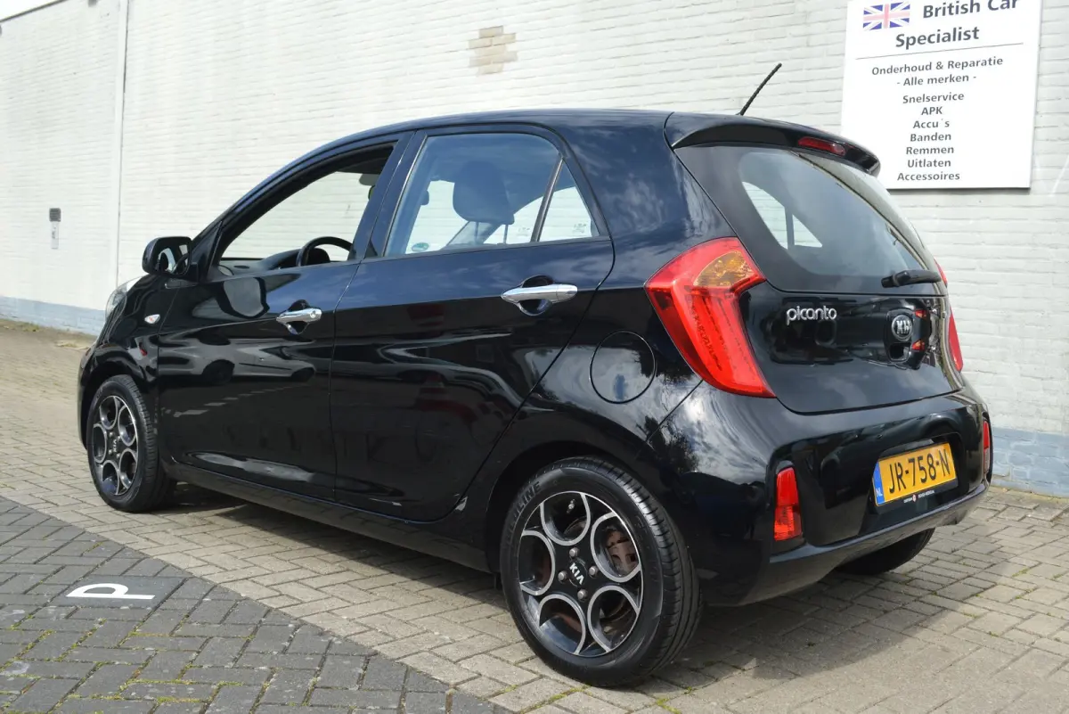 Picanto 1.0 CVVT DynamicLine / BOVAG RIJKLAARPRIJS