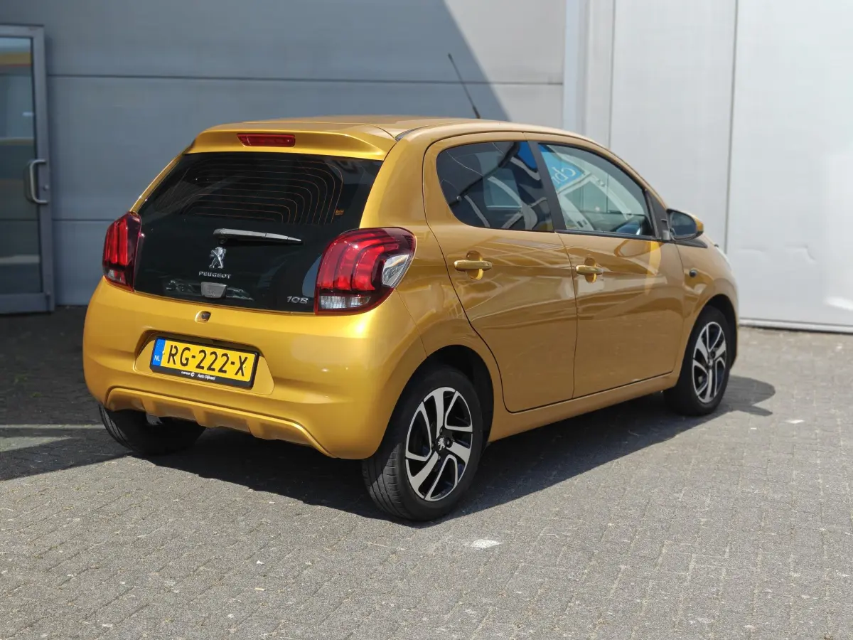 108 1.0 e-VTi Allure Carplay/Camera/Cruise/Airco/Nette auto!