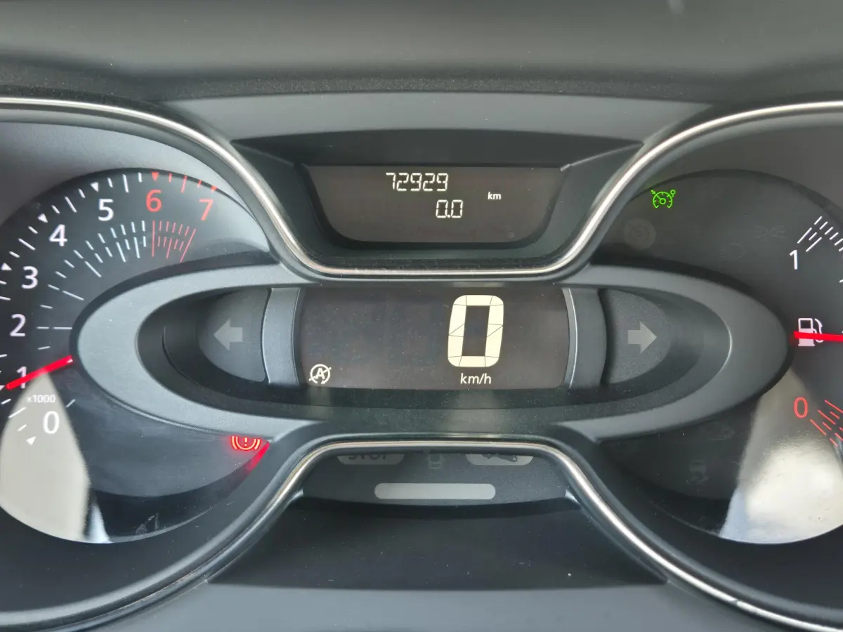 Captur TCe 90 Limited Trekhaak, P-sensoren, Apple/Android Auto!, Bluetooth, LM Velgen