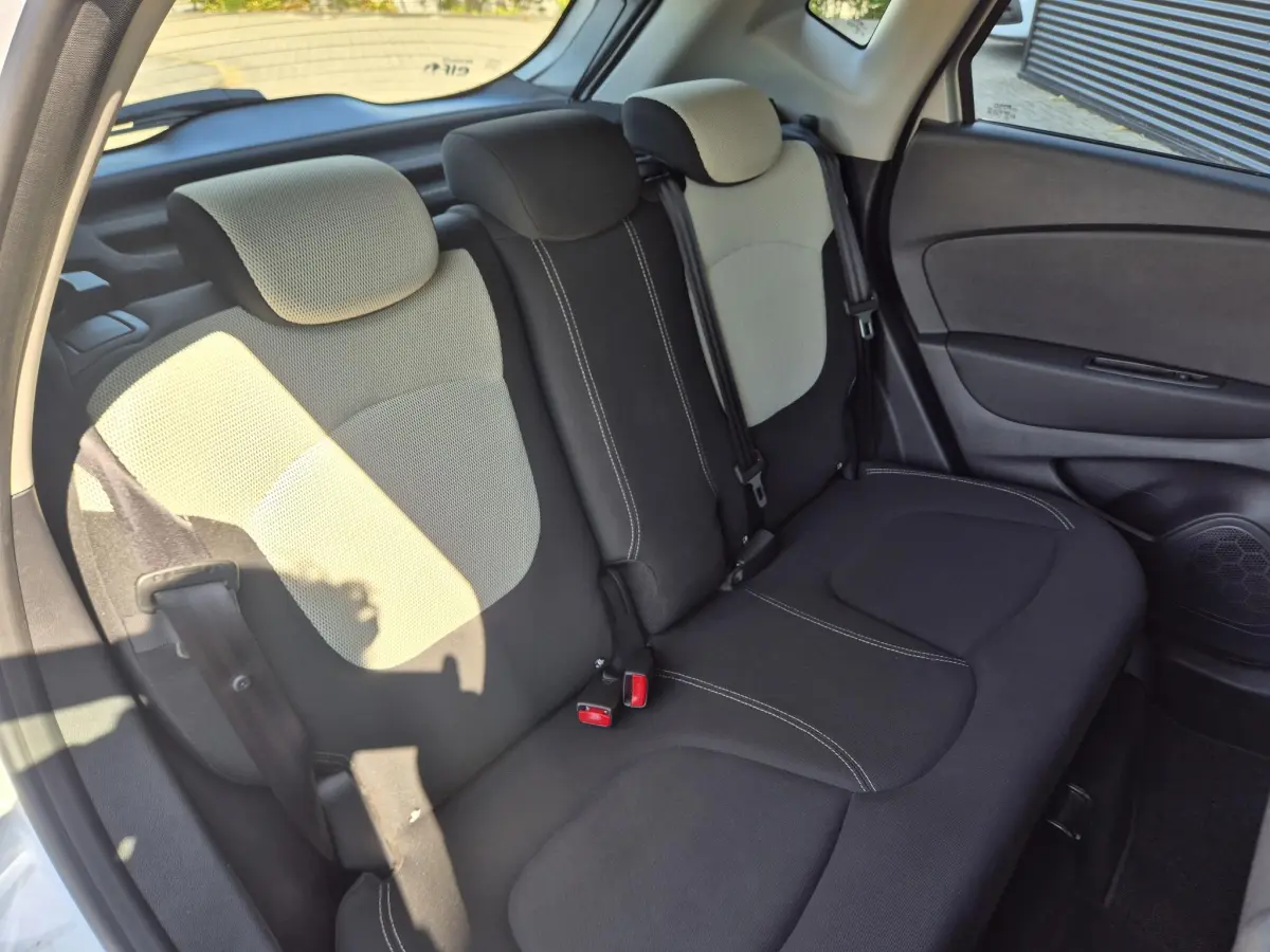 Captur TCe 90 Limited Trekhaak, P-sensoren, Apple/Android Auto!, Bluetooth, LM Velgen