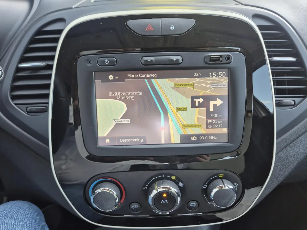 Captur TCe 90 Limited Trekhaak, P-sensoren, Apple/Android Auto!, Bluetooth, LM Velgen