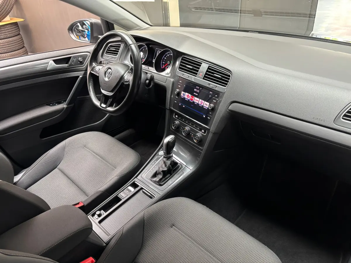 Golf Variant 1.5 TSI Comfortline Business / Camera / Carplay