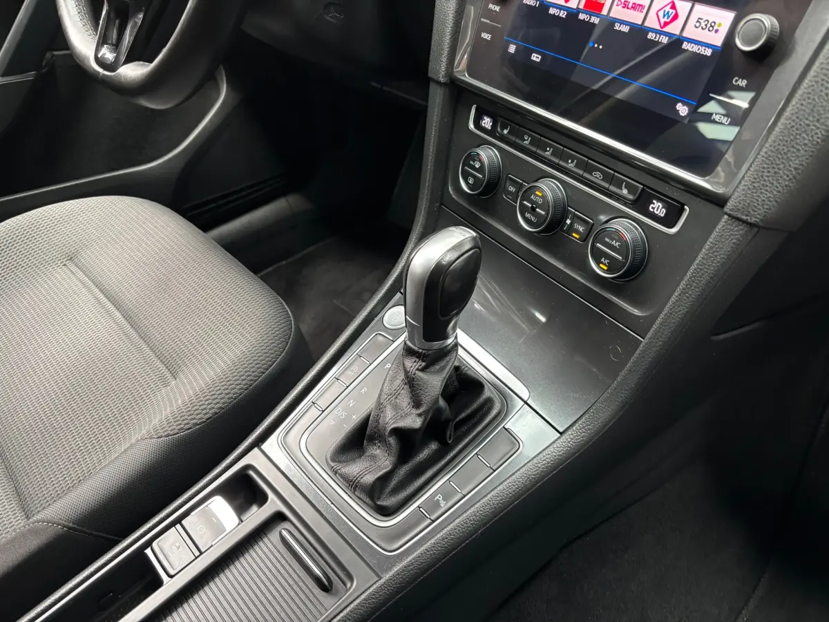 Golf Variant 1.5 TSI Comfortline Business / Camera / Carplay