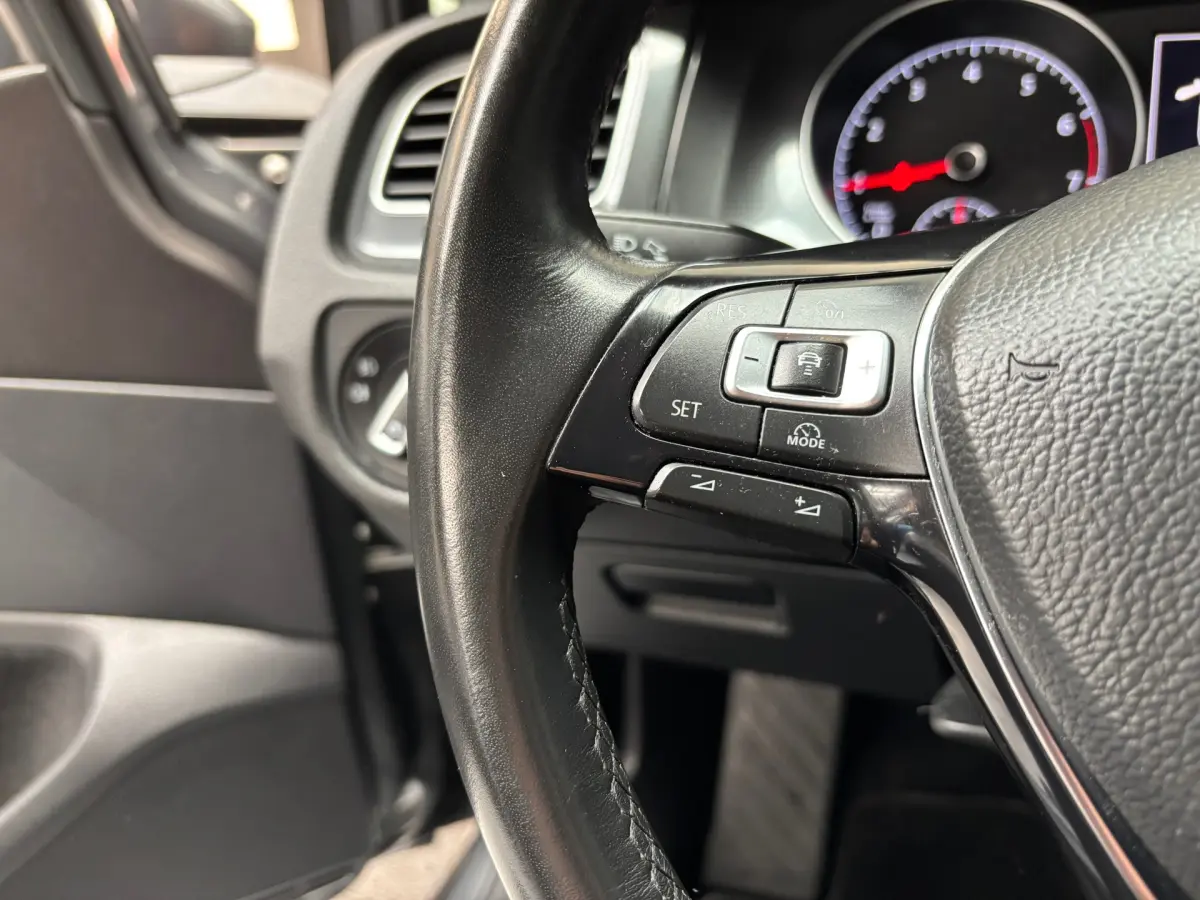 Golf Variant 1.5 TSI Comfortline Business / Camera / Carplay
