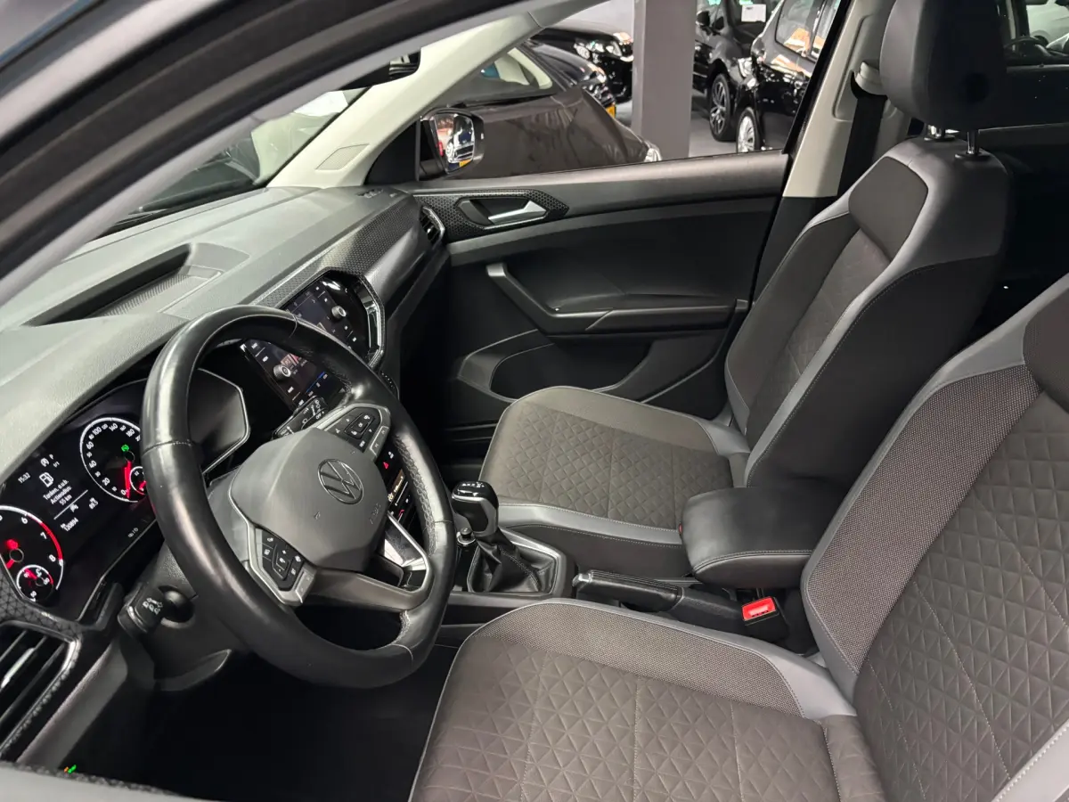 T-Cross 1.5 TSI Style / Carplay /Trekhaak/ Stoelverwarming